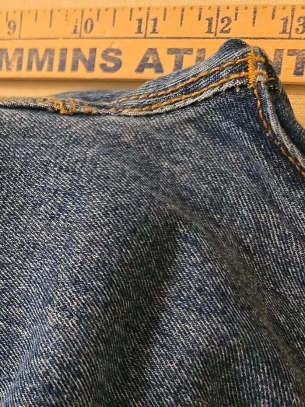 Levi’s 501 Original Fit Medium Wash Jeans 36x30